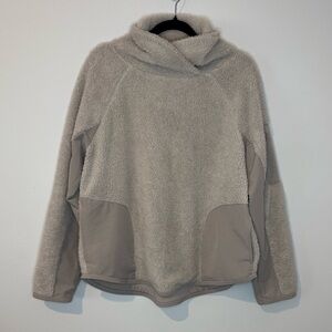 Nike Fleece Pullover Jacket Soft Fuzzy Teddy Sherpa Taupe Neutral Women’s Large
